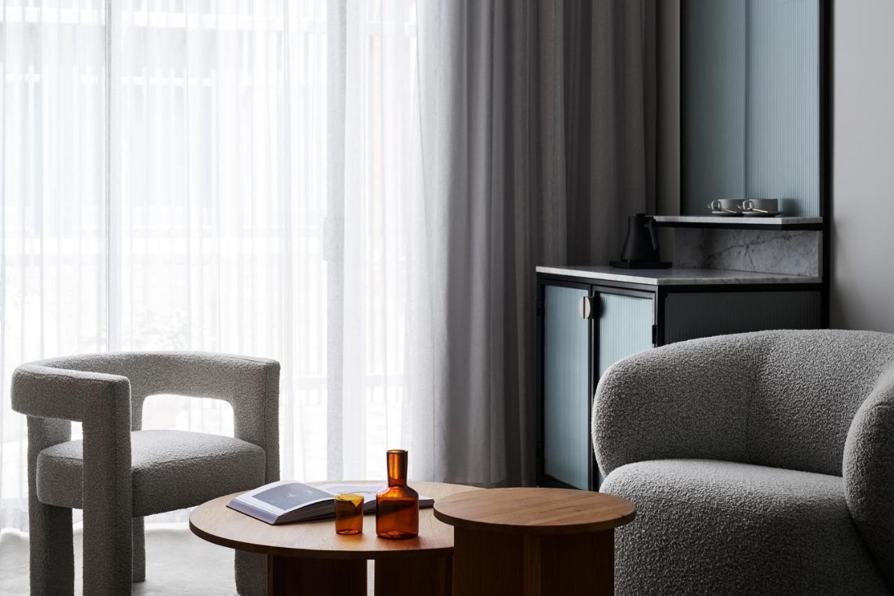 Vera Hotel *